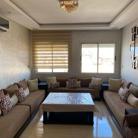 Magnifique appart F3, rénové, très bien desservie Casablanca Esterno foto