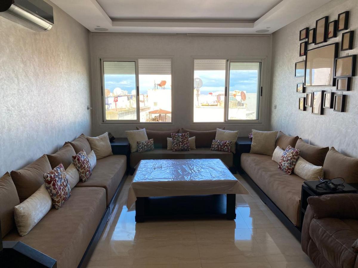 Magnifique appart F3, rénové, très bien desservie Casablanca Esterno foto