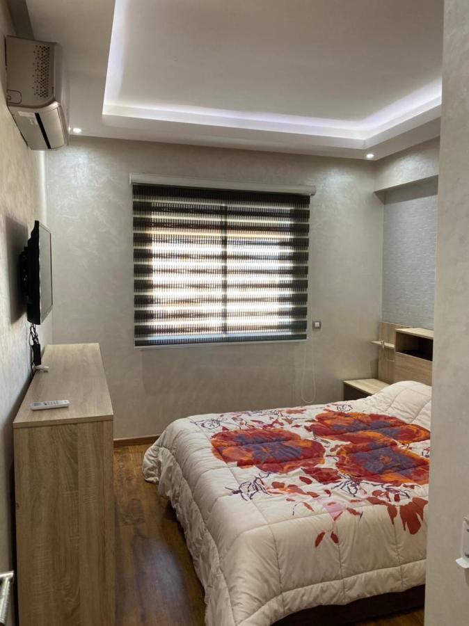 Magnifique appart F3, rénové, très bien desservie Casablanca Esterno foto